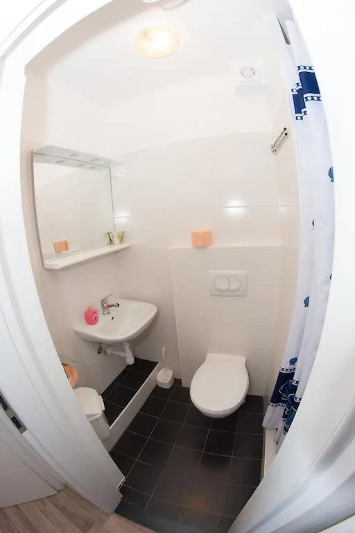 Room Dora Varos Split Gæstehus